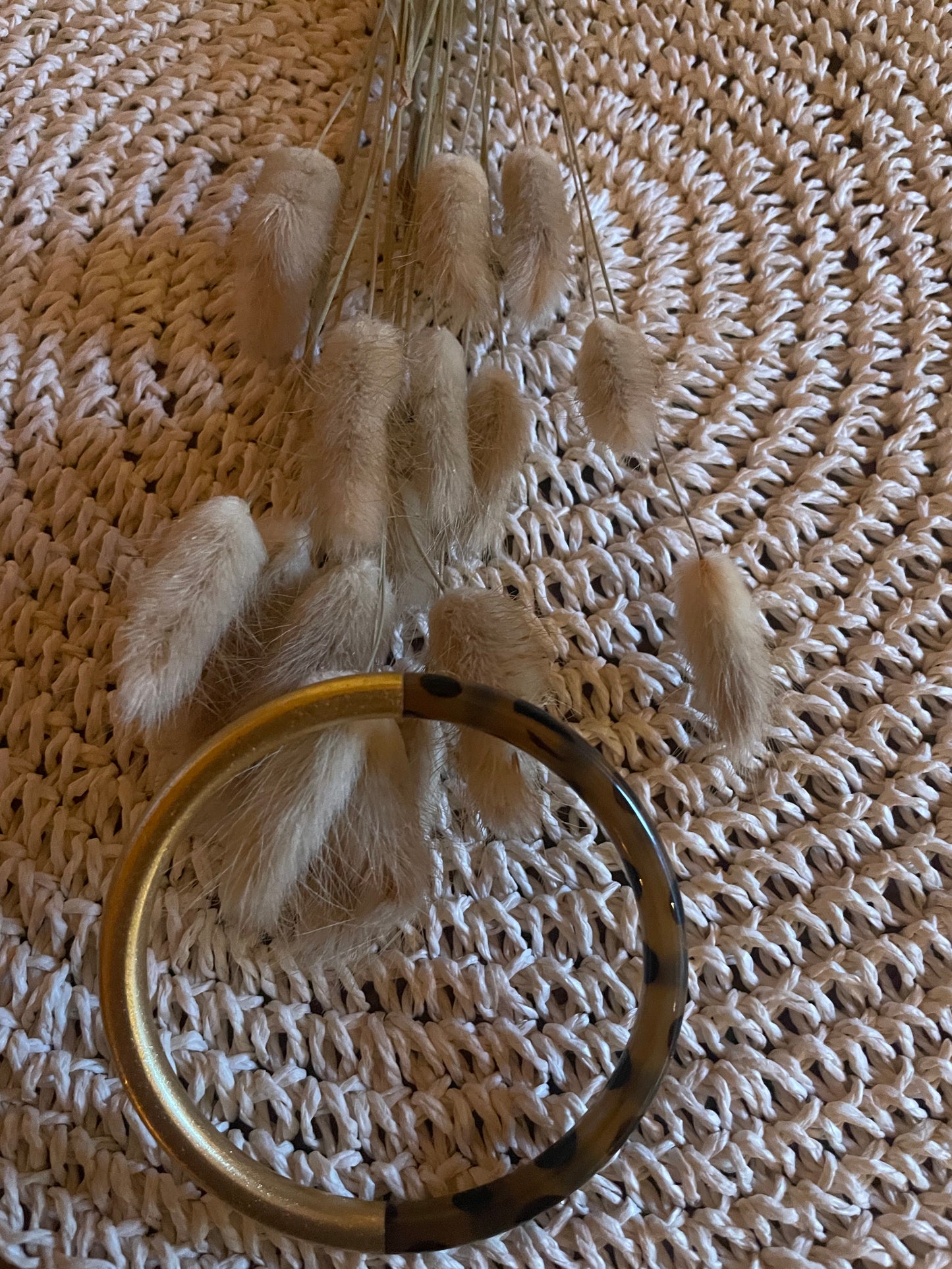 Bracelet feuilles d’or et leopard