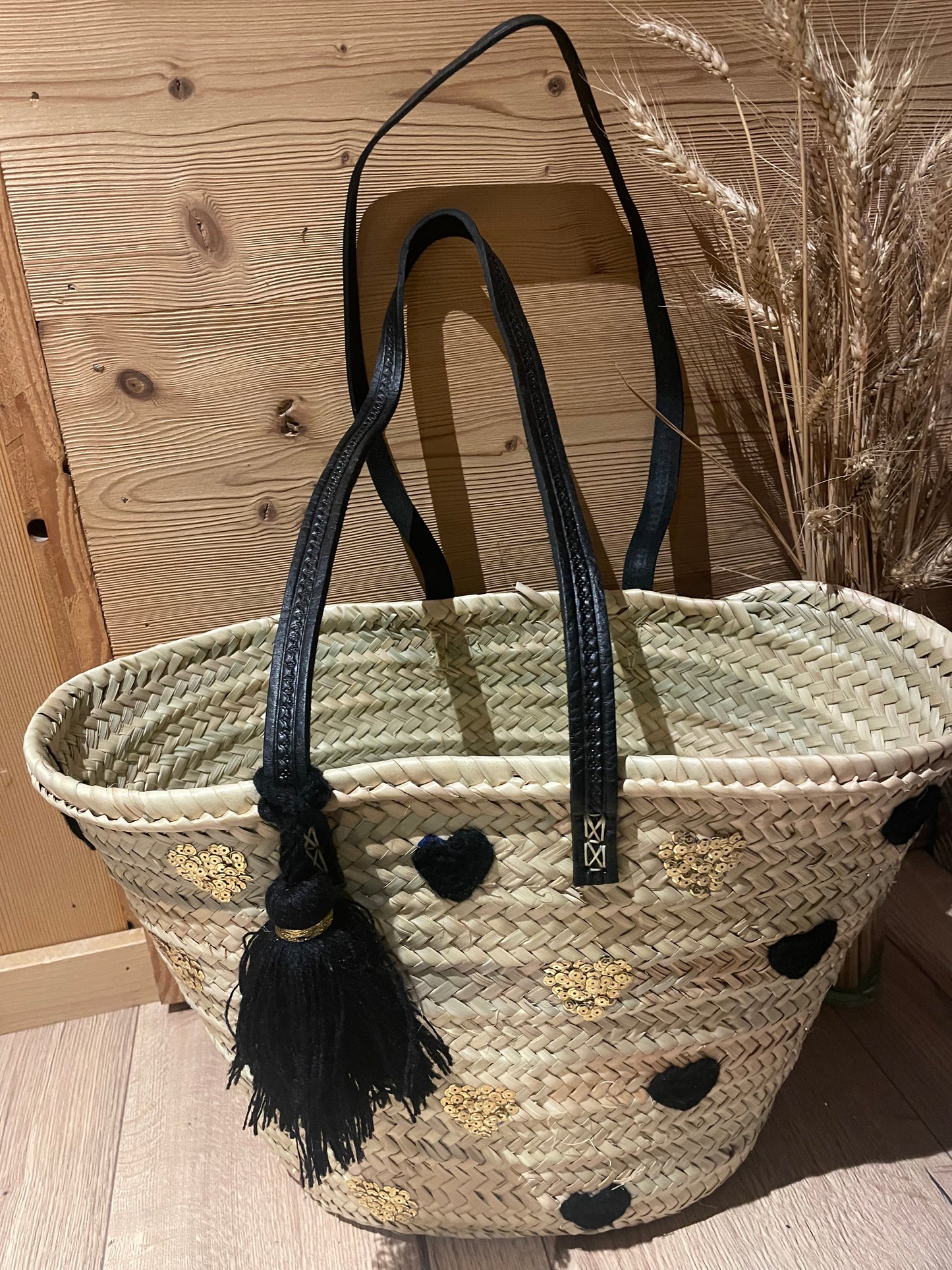 Panier à motif Cœur en Laine et Sequins - Chic et Original