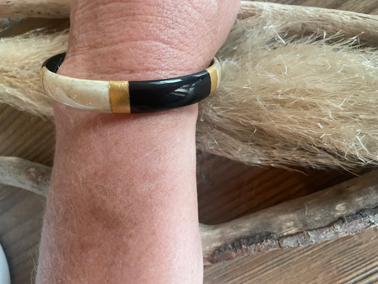 Bracelet en Corne Véritable – Noir & Feuilles d’Or